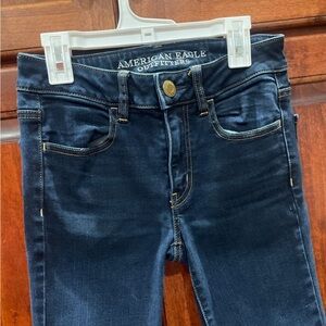 Women’s size 2 American Eagle jeans